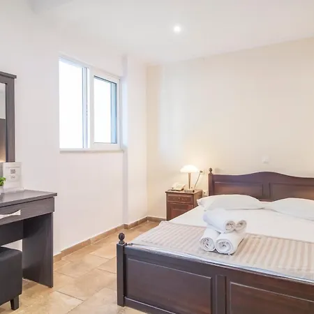 Vergina Star 3*